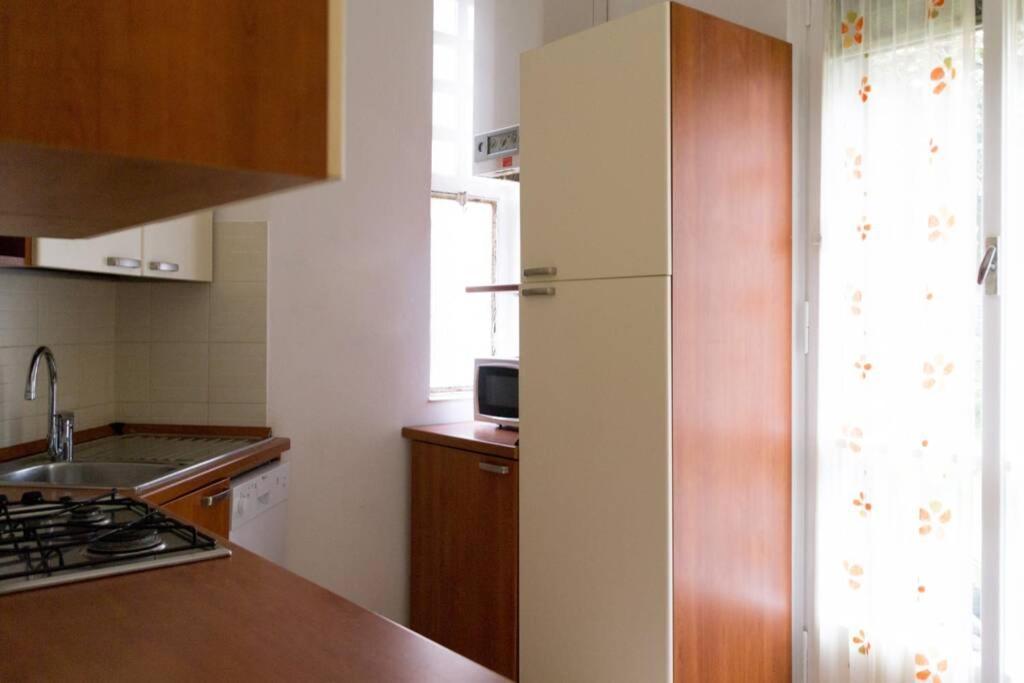 Mattias Apt - The House Of Travelers โกโม ภายนอก รูปภาพ